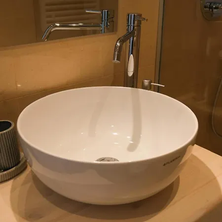 The Apulian Loft Ii - Via Celentano דירה בארי